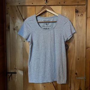 🌎 3/$12 - Pact Stretch Fit Tee - size Large - heather grey